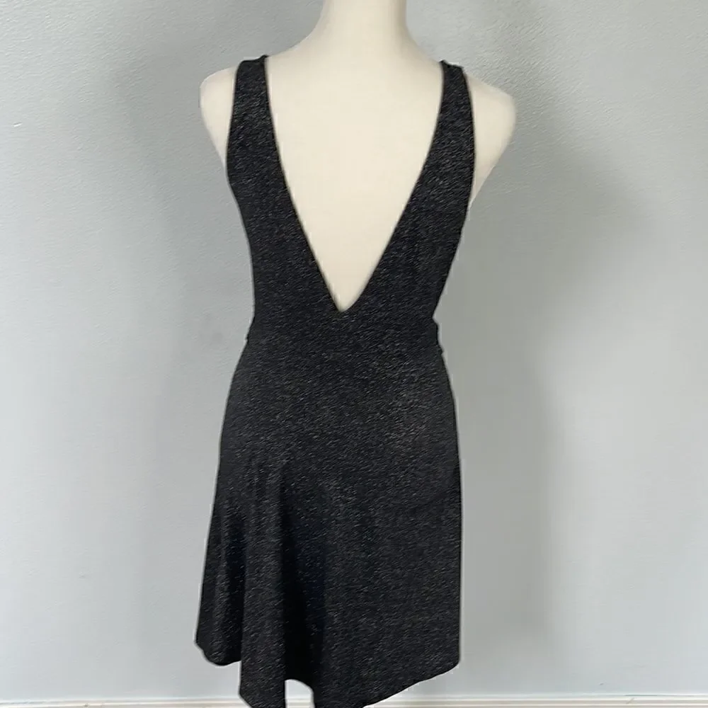 Divided little black dress. Size 4. Lots of sparkle! - Picture 3 of 9